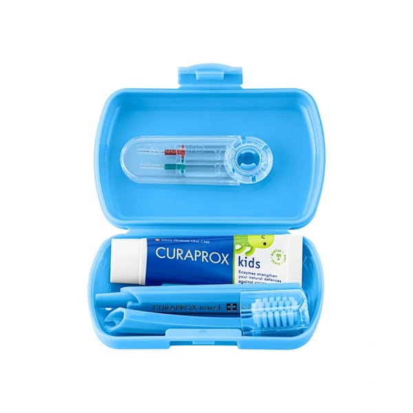 curaprox-kids-kit-viagem-azul-1.jpg