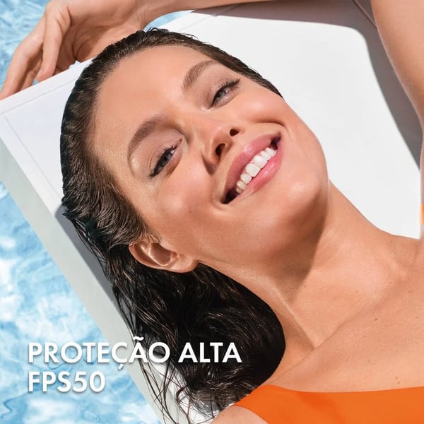 vichy-capital-soleil-uv-aqua-fluido-hidratante-cor-tonalidade-clara-spf50-1.jpeg